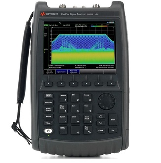 N9935B. Портативный микроволновый анализатор FieldFox