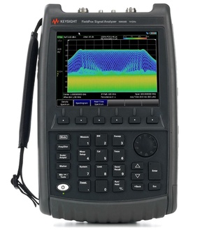N9936B. Портативный микроволновый анализатор FieldFox